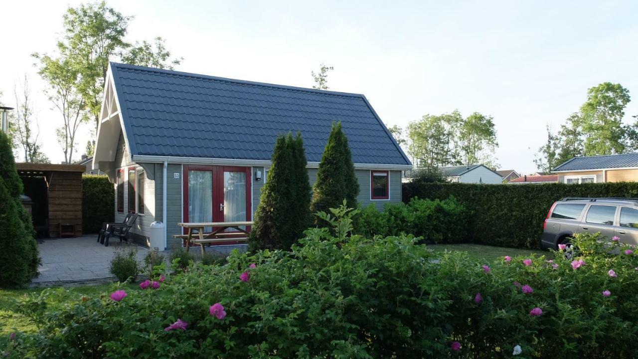De Rozenbottel Villa Tzummarum Luaran gambar