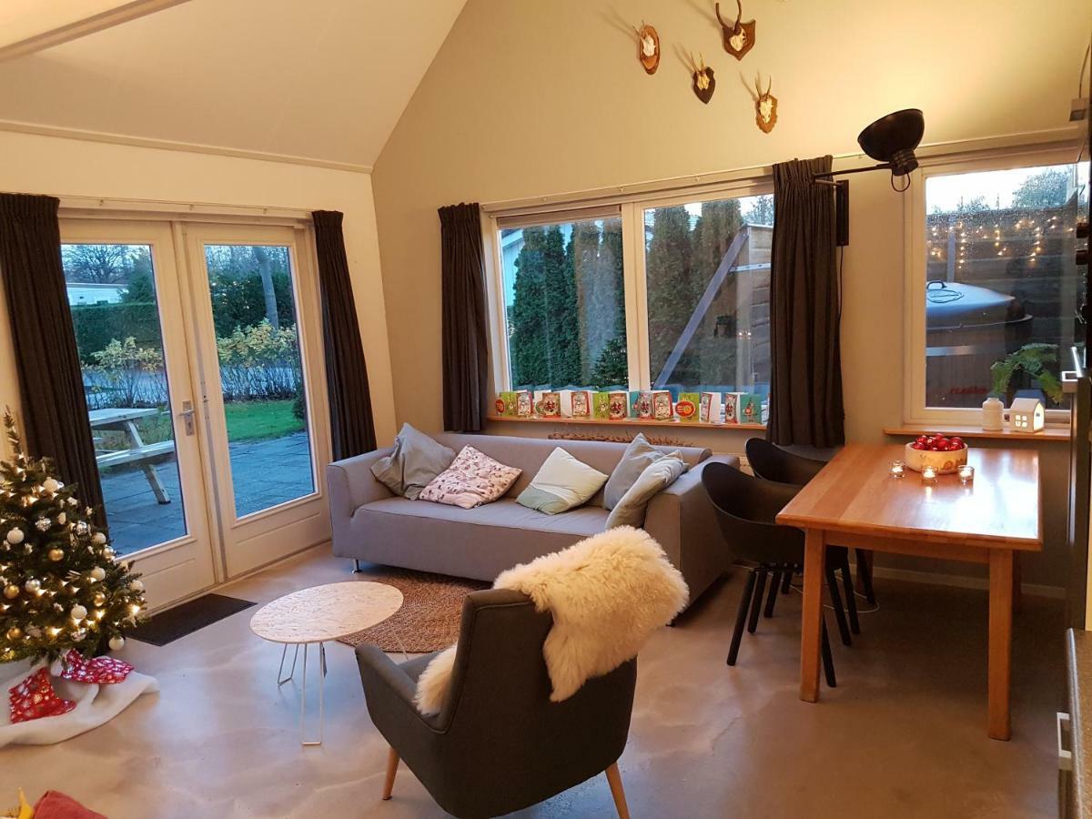 De Rozenbottel Villa Tzummarum Luaran gambar